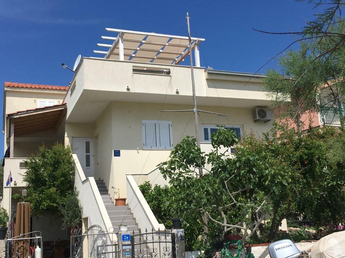 Apartment Pika Smokvina 2A Vinišće 외부 사진